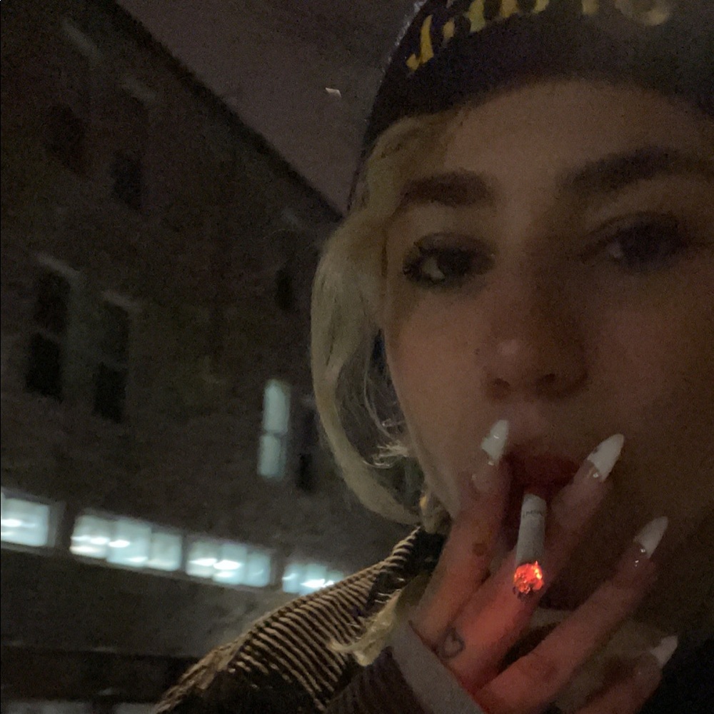 Meet your Posher, Ilianna
